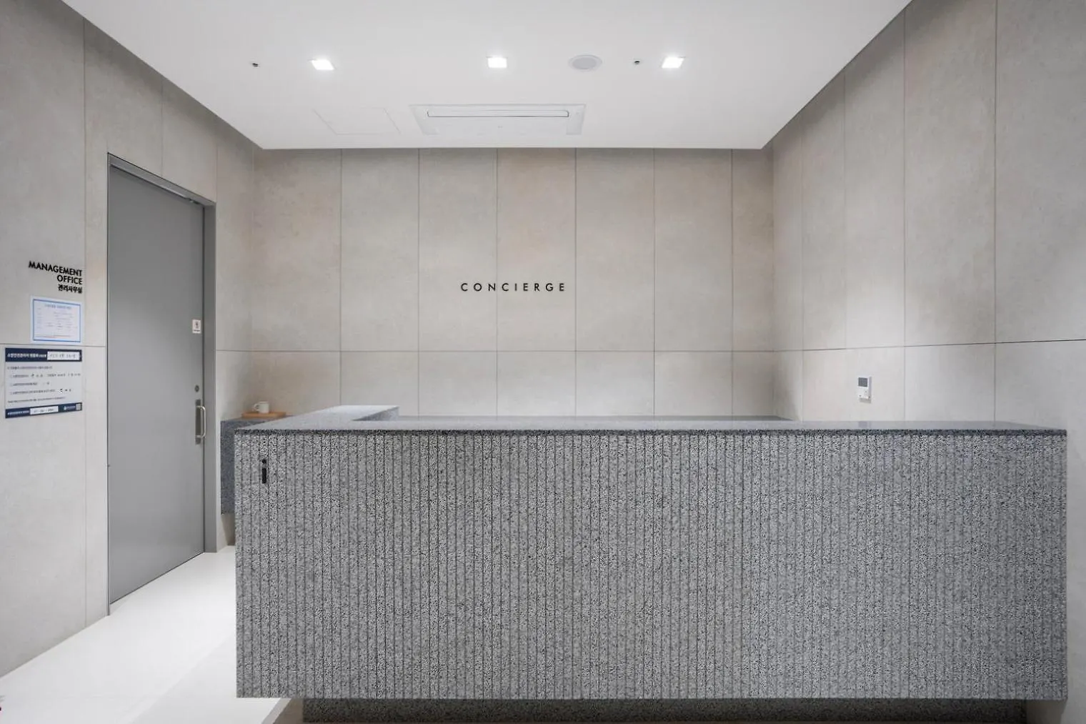 Blueground Id12 Nonhyeon City View Ac Sel-12 Seoul Apartment